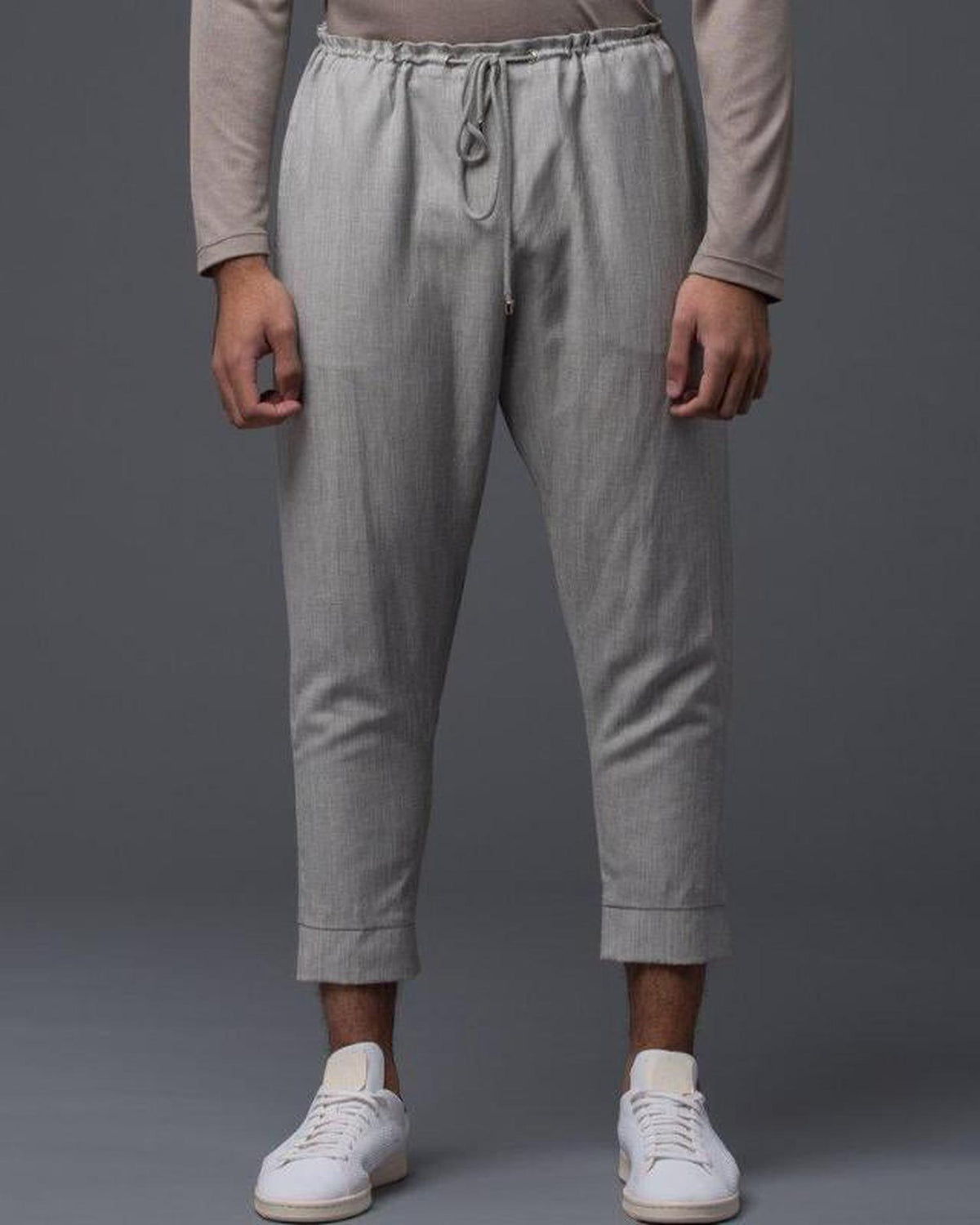 Deveaux New York Grey Wool Leisure Pant