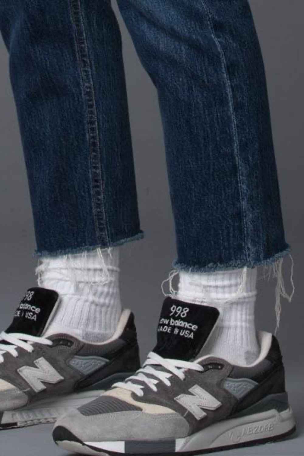 AGOLDE Cut Off Tapered Hero Jean in Desolate