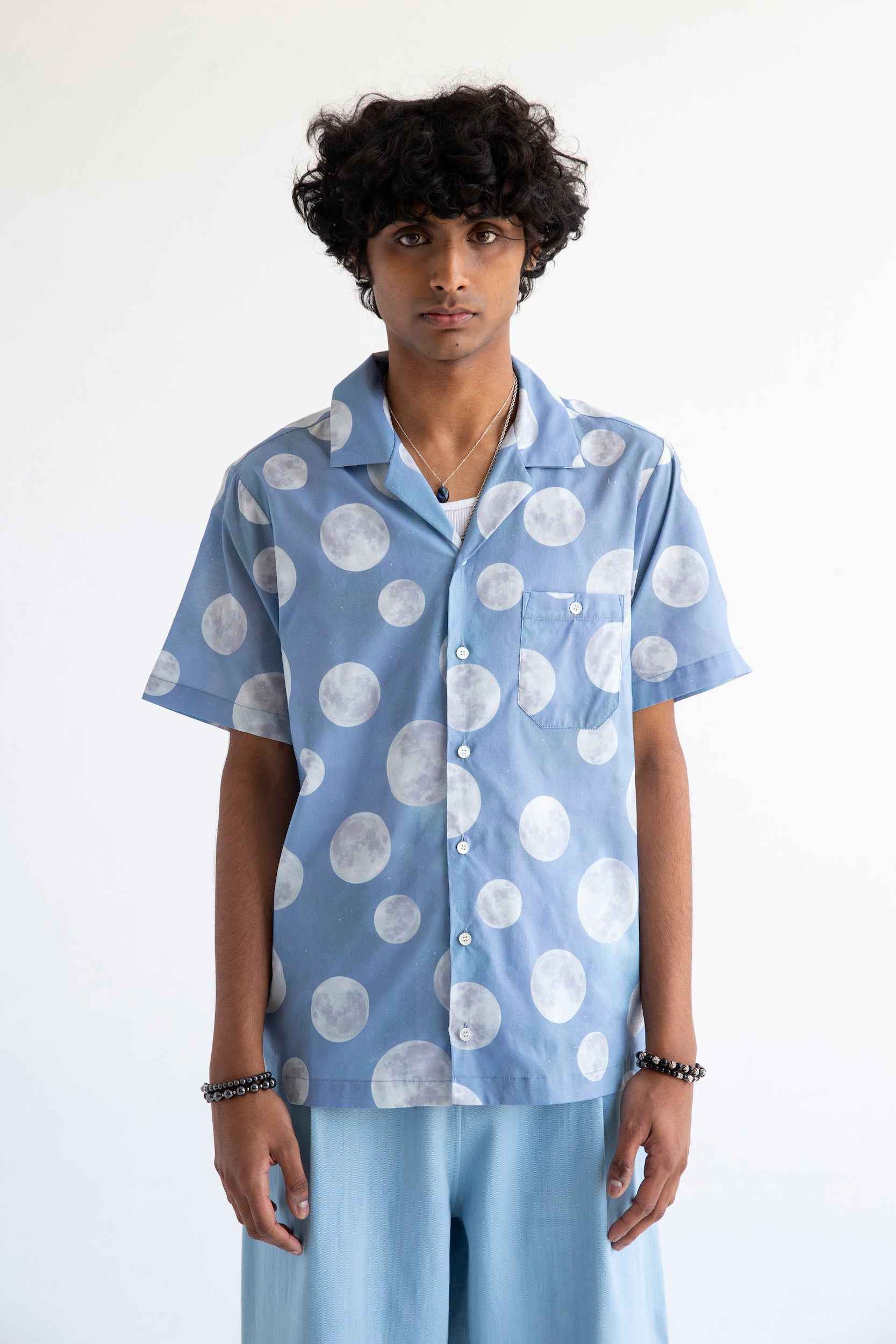 'Desi' Short Sleeve Resort Shirt in Blue Daytime Moon