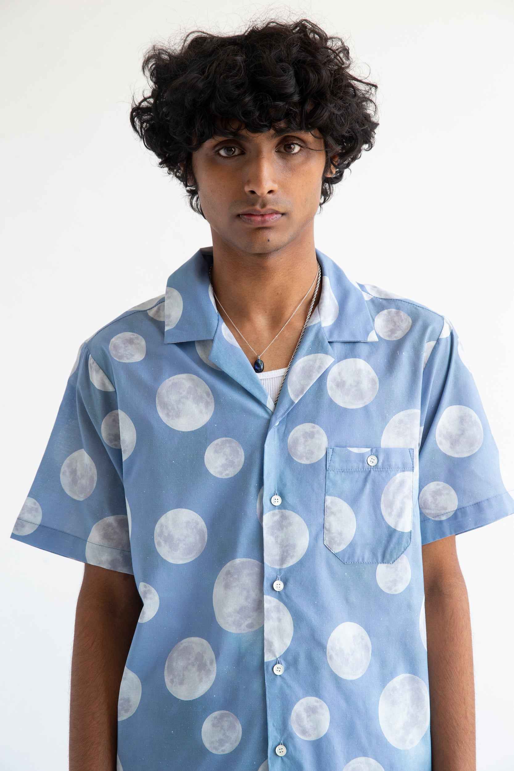 'Desi' Short Sleeve Resort Shirt in Blue Daytime Moon