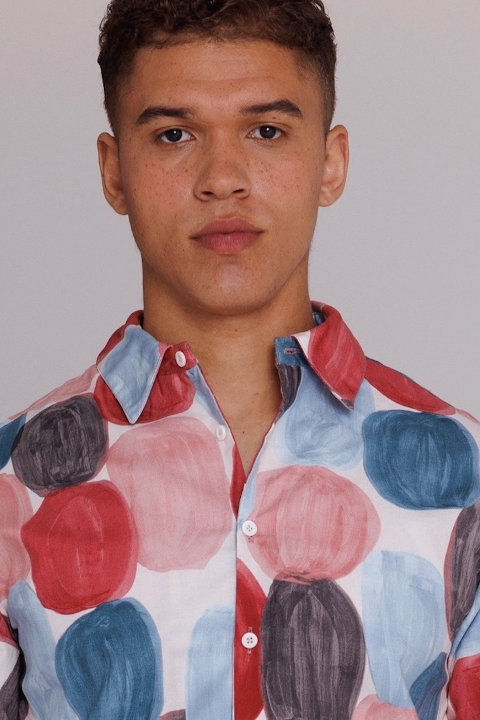 "Flowers" Button Up Shirt in Red & Blue Dots Print