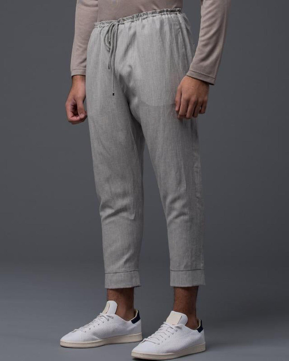 Deveaux New York Grey Wool Leisure Pant
